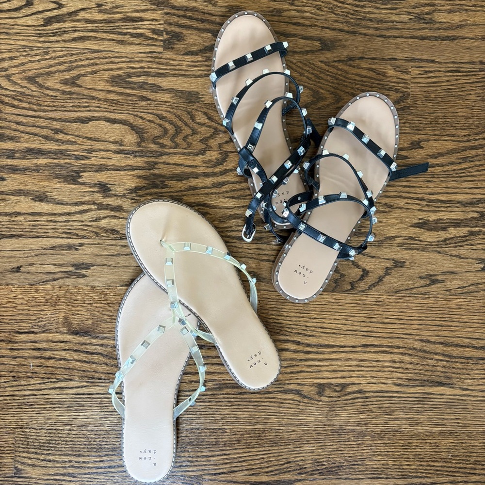 ✨SOLD✨A New Day Set of 2 Sandals (8/8.5)